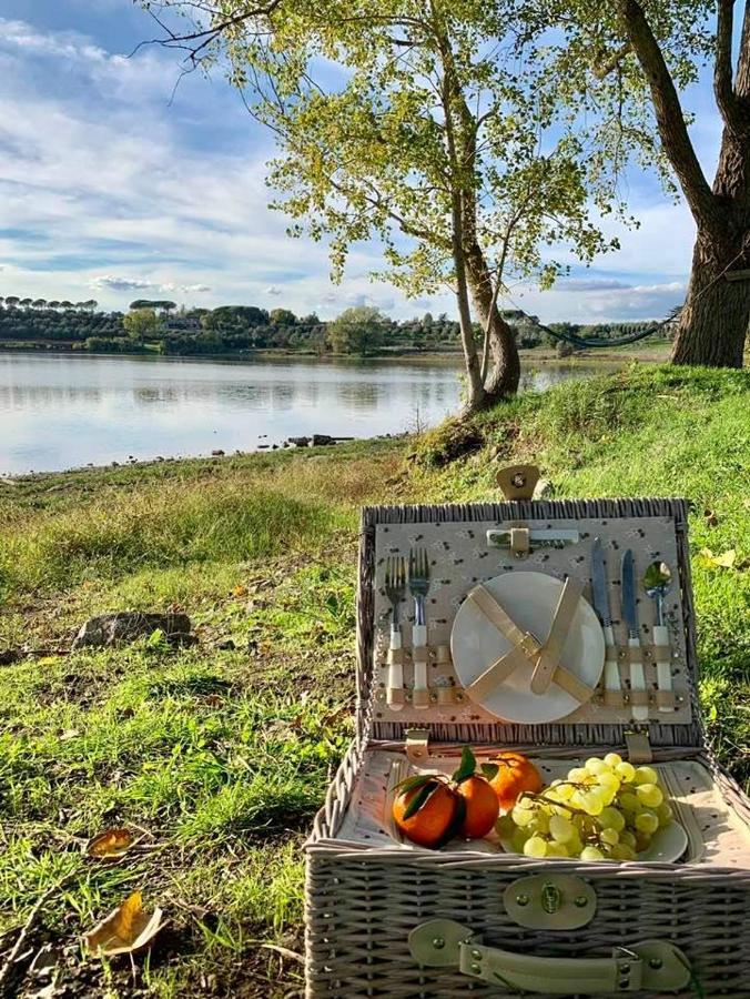 Lake House I Pioppi Nepi Bagian luar foto
